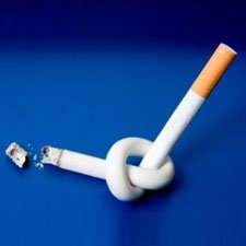Vizio del fumo da giovani: maggiore rischio di problemi alle ossa