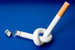 Vizio del fumo da giovani: maggiore rischio di problemi alle ossa
